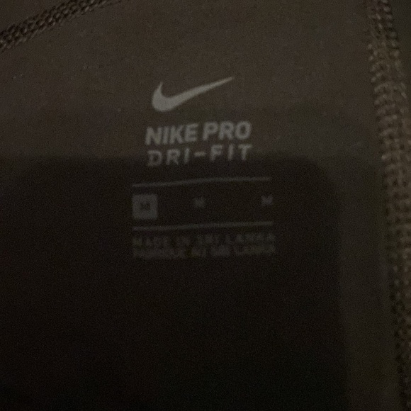 Nike black mesh paneled leggings - Picture 3 of 3